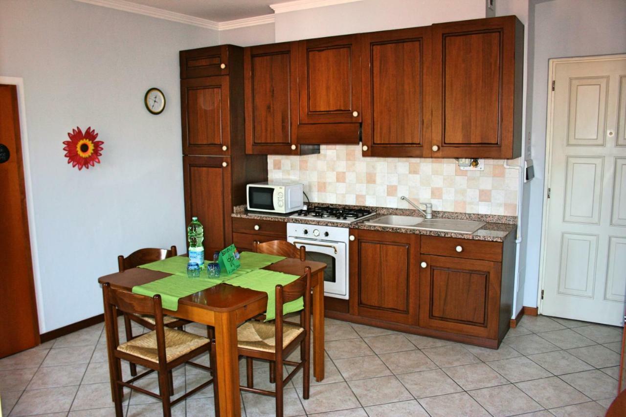 Casa Vacanze Stella 베르바니아 외부 사진