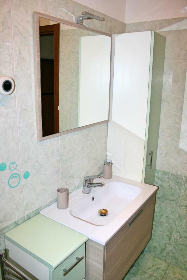 Casa Vacanze Stella 베르바니아 외부 사진
