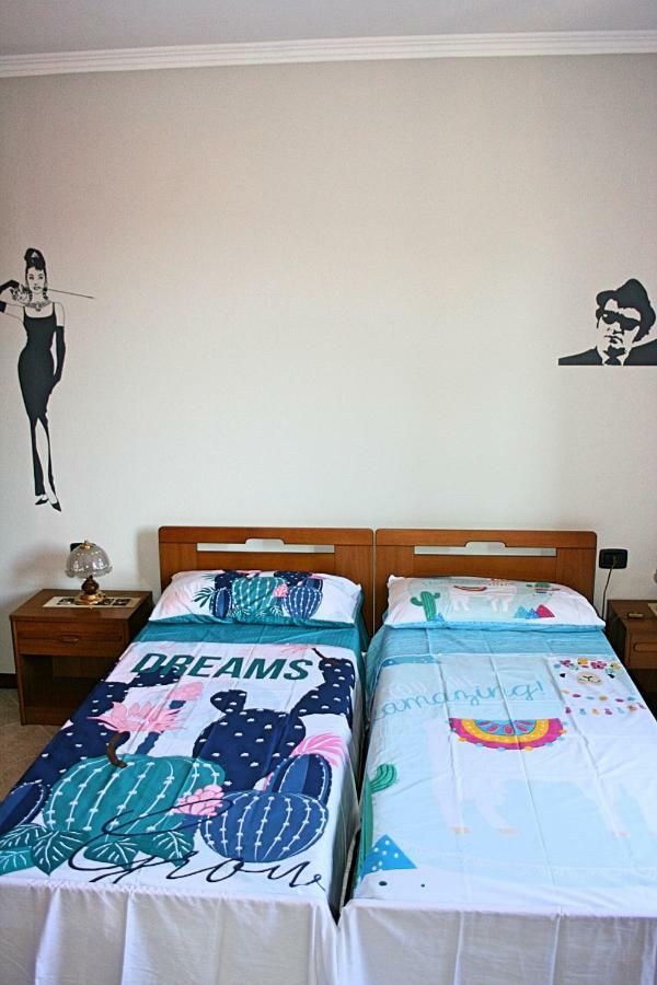 Casa Vacanze Stella 베르바니아 외부 사진